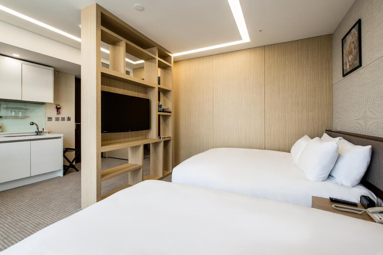 Gloucester Hotel Инчон Екстериор снимка