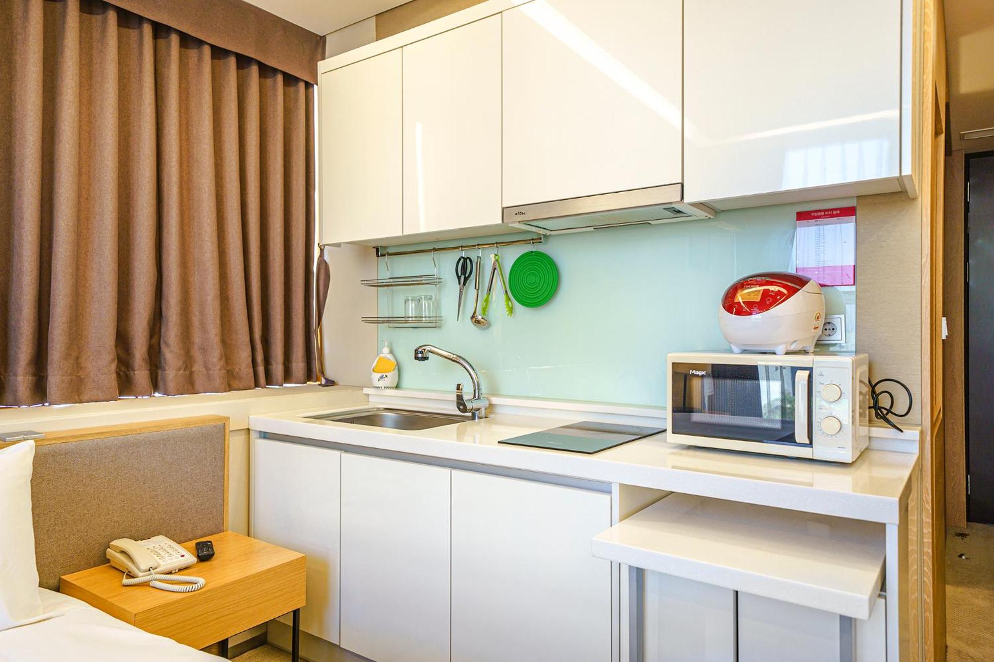 Gloucester Hotel Инчон Екстериор снимка