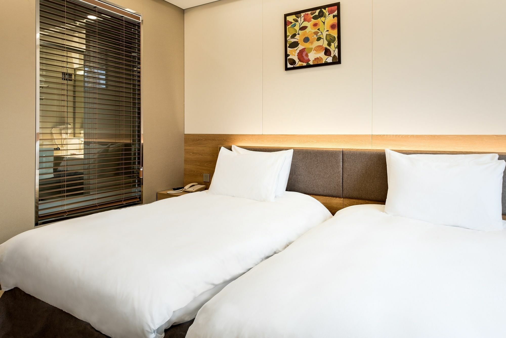 Gloucester Hotel Инчон Екстериор снимка